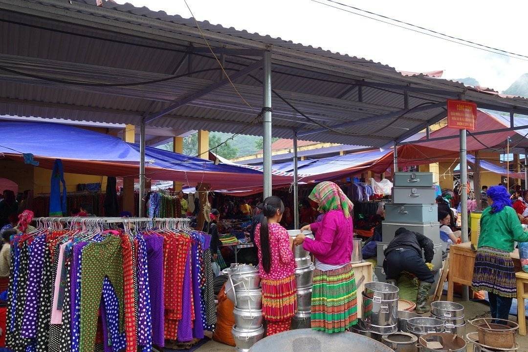 Du Gia Market - Ha Giang Loop - Vietnam - Ethnic minorities