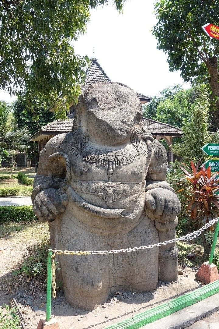 Statue in Trowulan Museum, Java, Indonesia