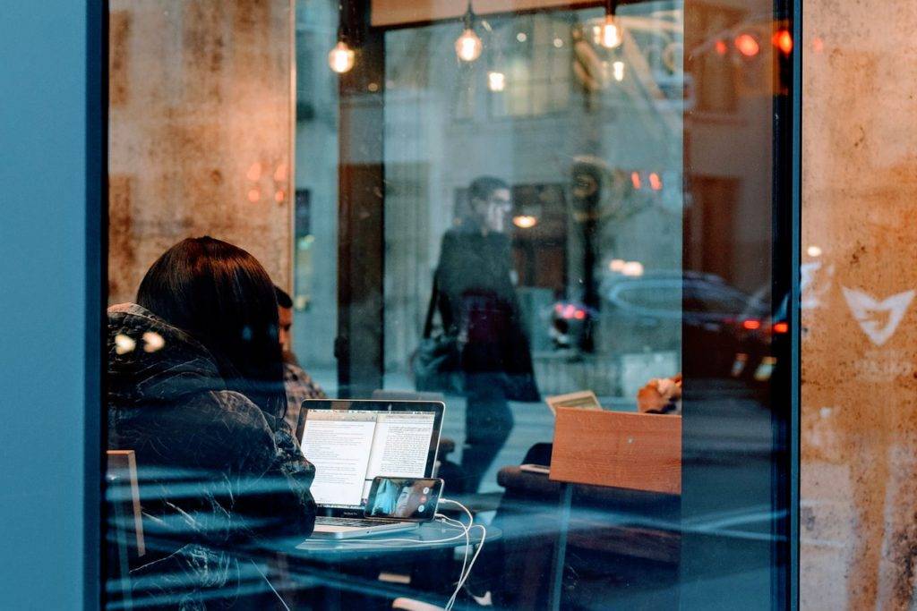 Why use a VPN when you travel