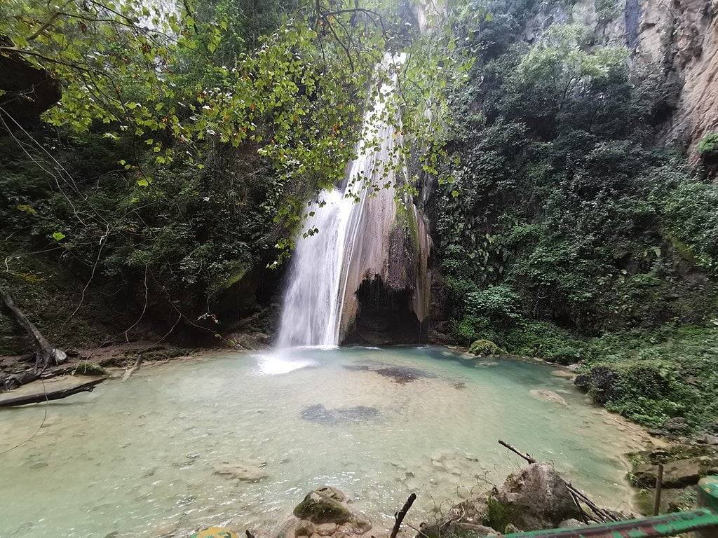 Chuveje Waterfall, Queretaro