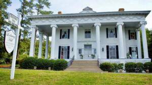 Top 10 Romantic Getaways In South Carolina - Couples Vacation Ideas