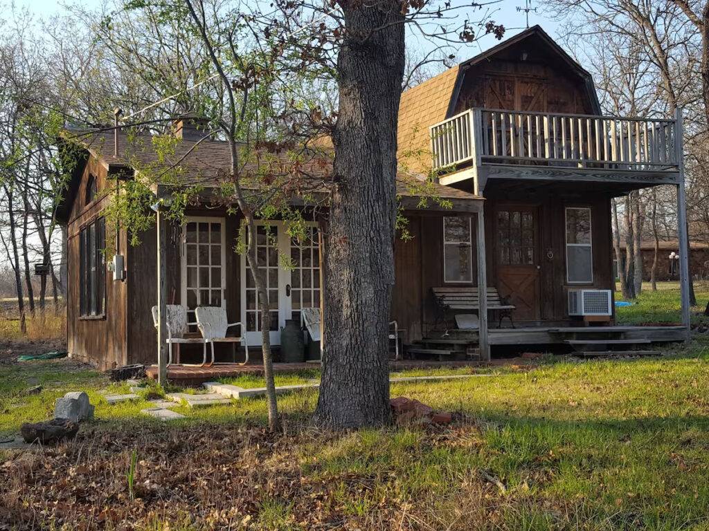 Cabin in the Woods, Bartlesville