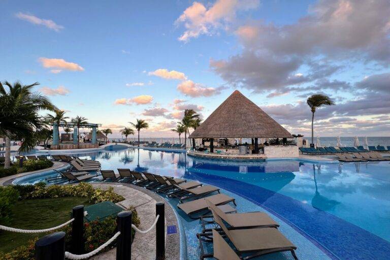 15 Most Romantic Mexican Resorts for an Unforgettable Couple's Getaway