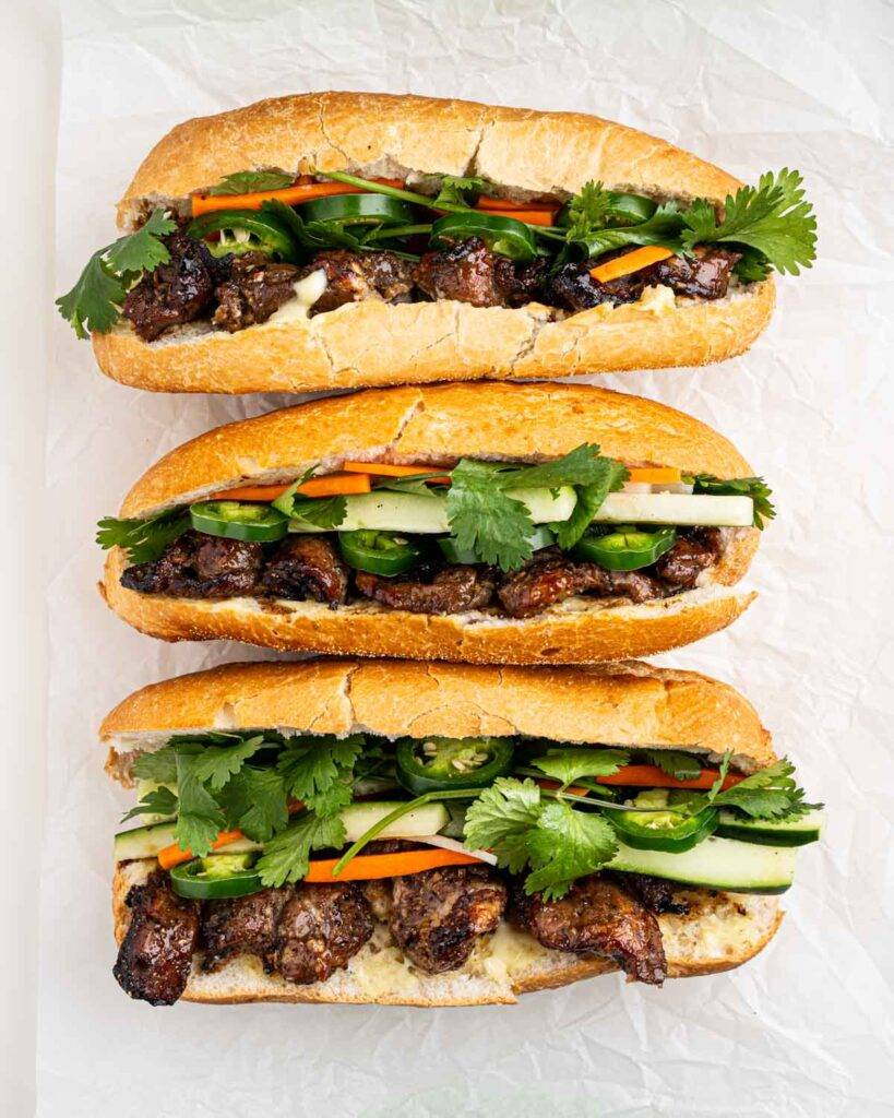 Bánh Mì Thịt Nướng