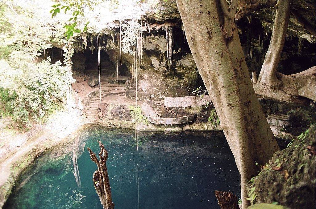 Cenote Valladolid, Zaci, Yucatan