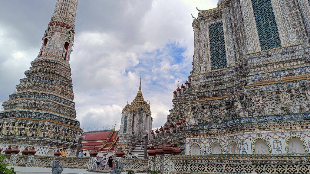 Temple Of Dawn (Wat Arun), Bangkok, Thailand