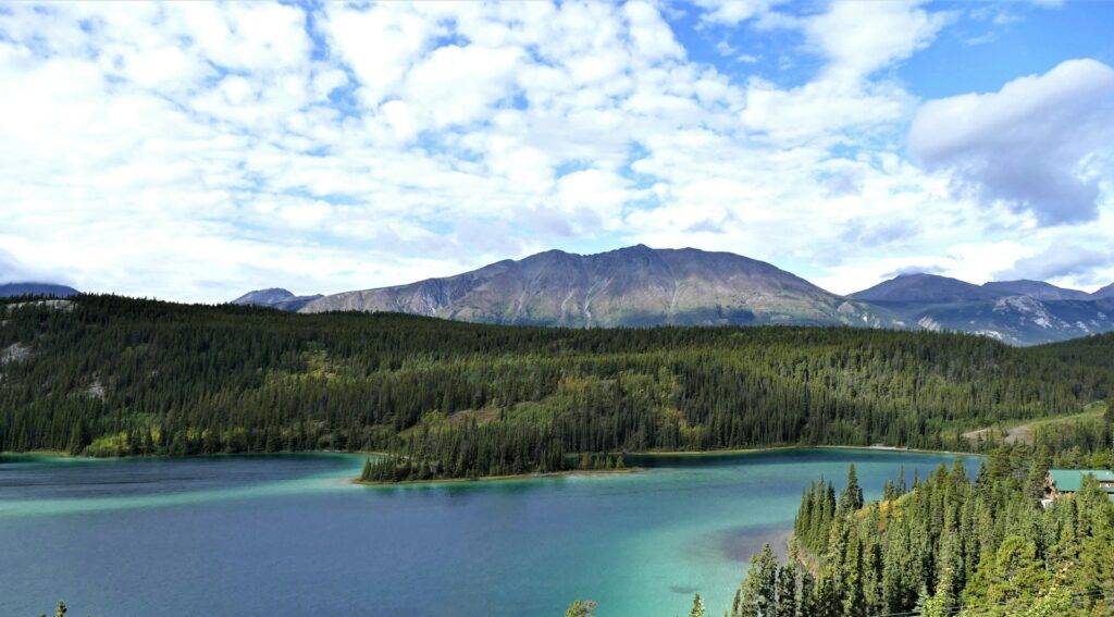 Emarald lake - Yukon Canada