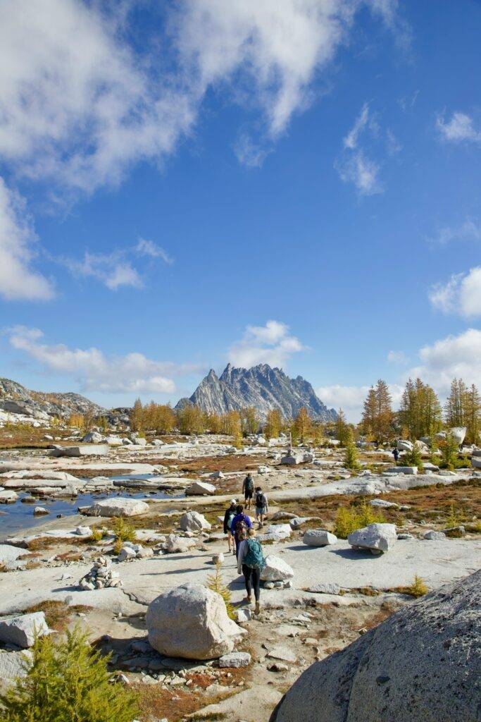 Fall in Love: 10 Romantic Getaways in the US That Are Peak Autumn Vibes