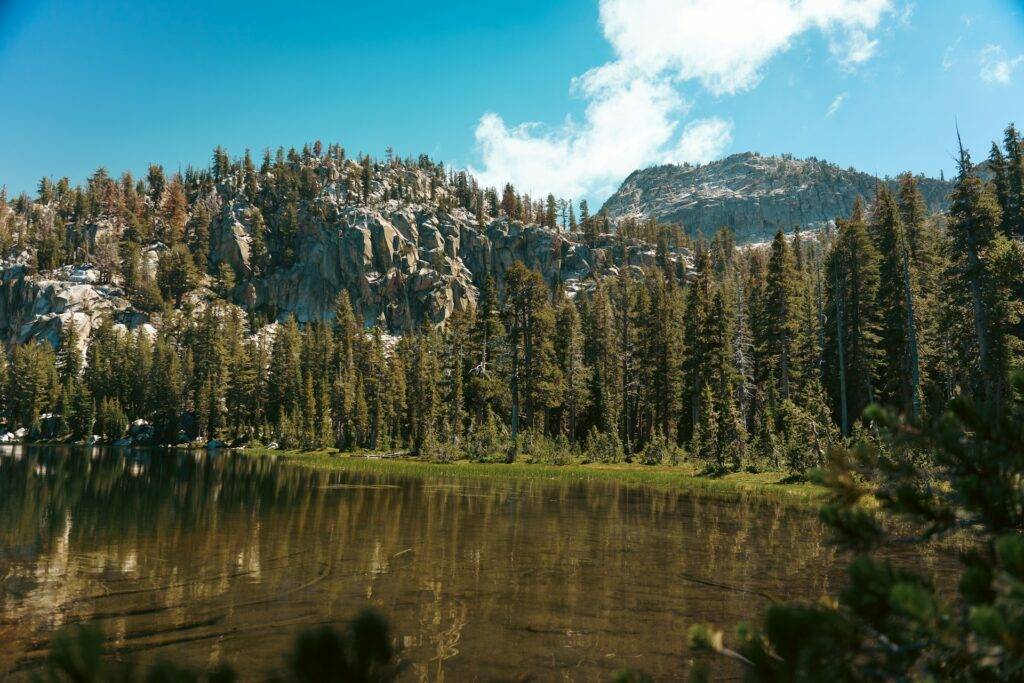 Dinkey Lakes Trailhead, Shaver Lake, CA, USA
