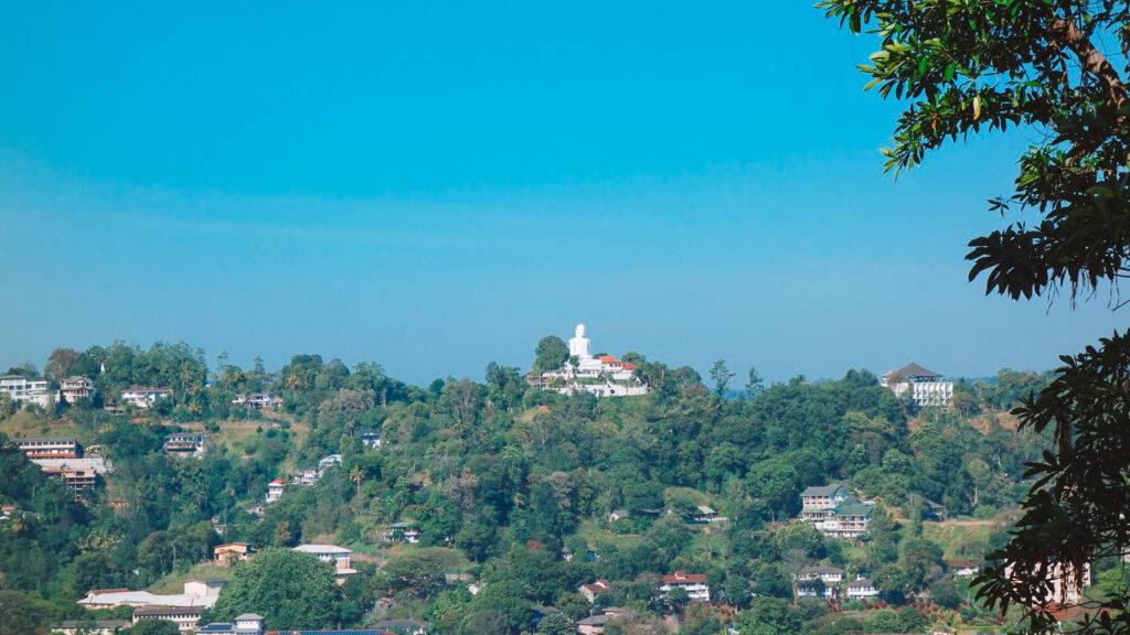 Bahirawakanda Buddha Statue, Kandy
