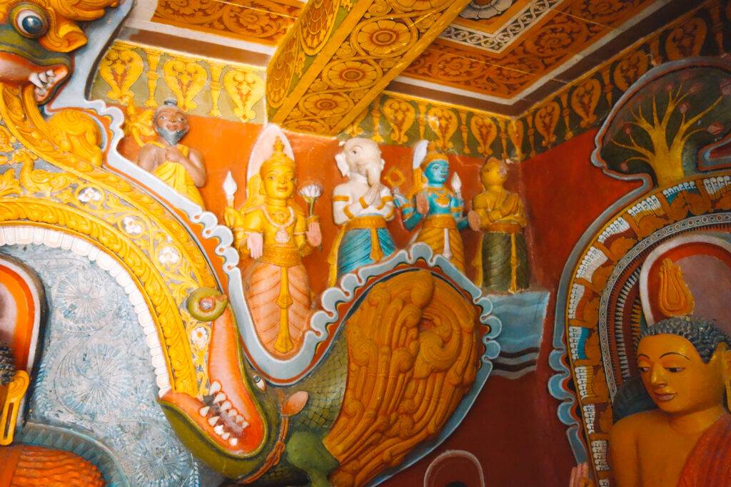 Embekka Devalaya, Kandy