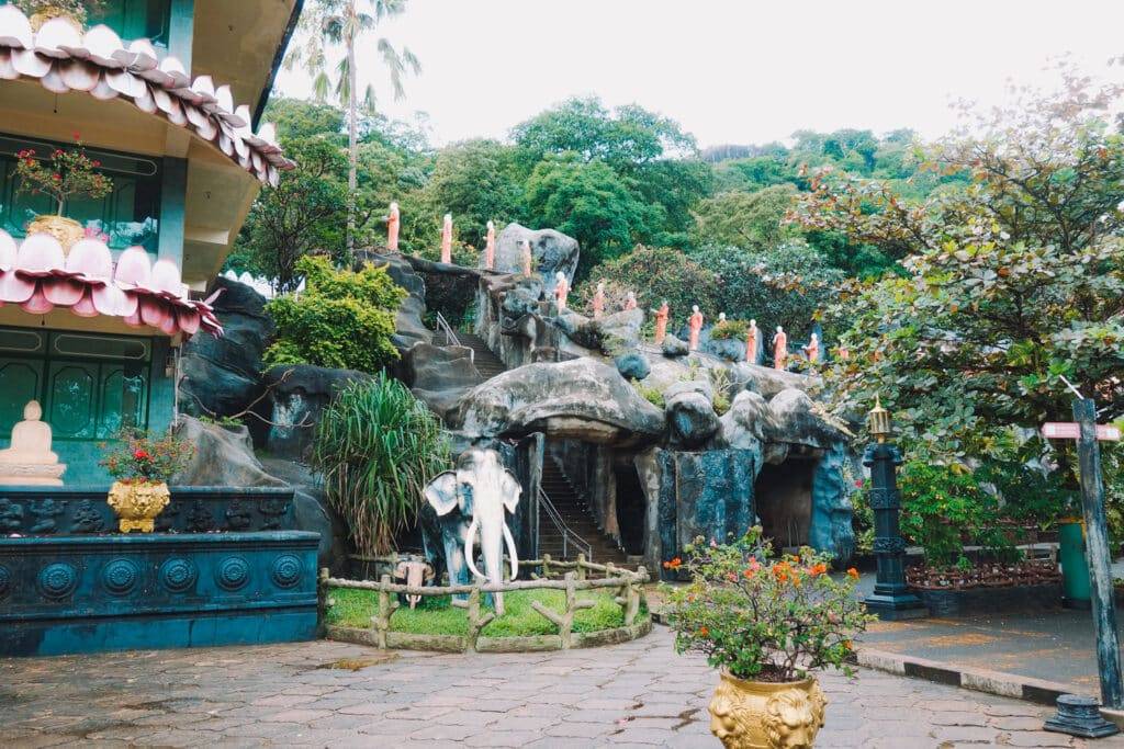 Dambulla Golden Temple, Sri Lanka